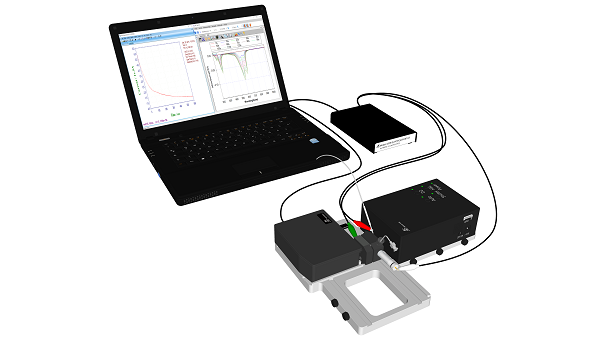 流动池系统光谱电化学测量示意图。